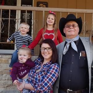 Meet your Posher, Shelbie